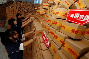 愛范兒 又一位朋友選擇在拼多多買 iphone,它還是我們熟悉的那個 消費(fèi)降級巨頭 嗎